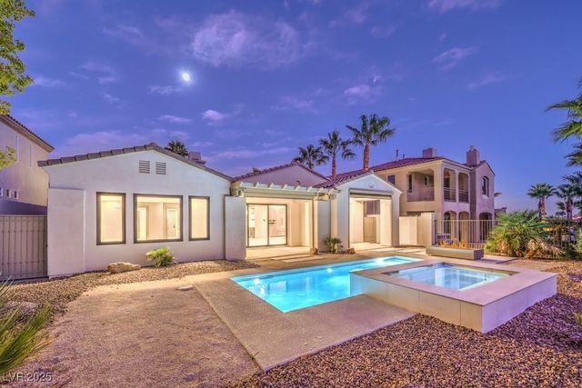 11569 Snow Creek Avenue, Las Vegas, NV 89135