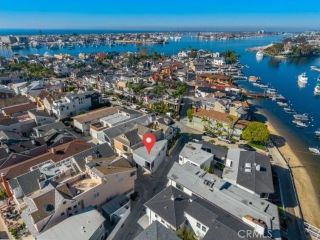 226 Garnet Avenue, Newport Beach, CA 92662