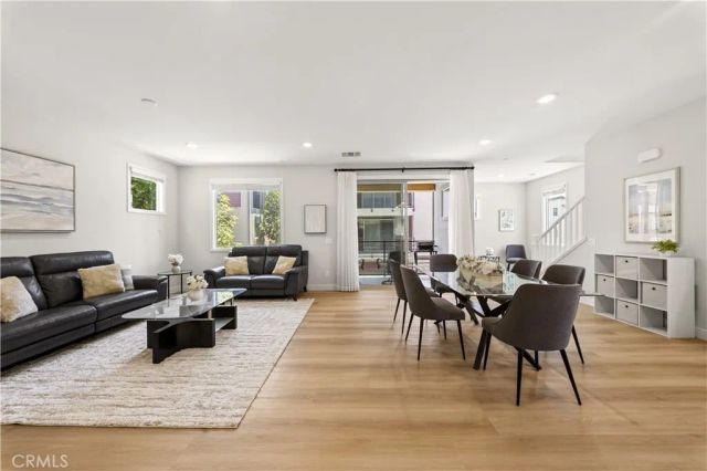 566 Catalonia, Lake Forest, CA 92630