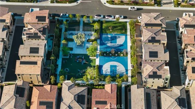 566 Catalonia, Lake Forest, CA 92630
