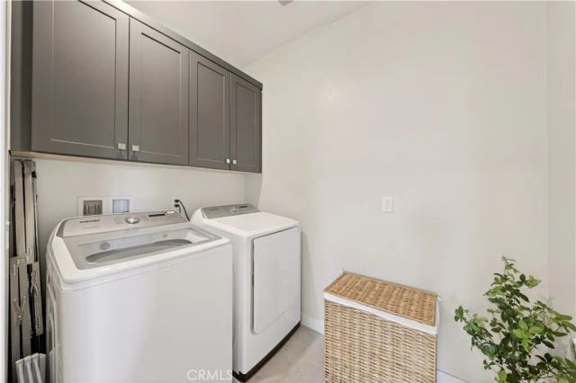 566 Catalonia, Lake Forest, CA 92630