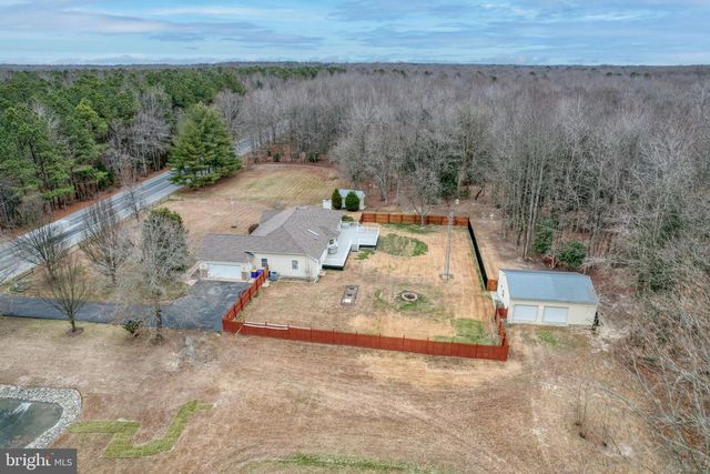 10821 SHAWNEE RD, Harrington, DE 19952