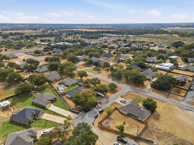 3901 Del Rio Court, Granbury, TX 76049