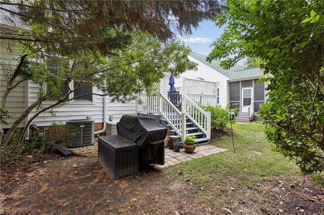 8302 Barons CT, Williamsburg, VA 23188