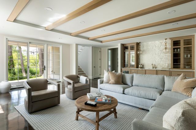 1150 La Salle Street, Wayzata, MN 55391