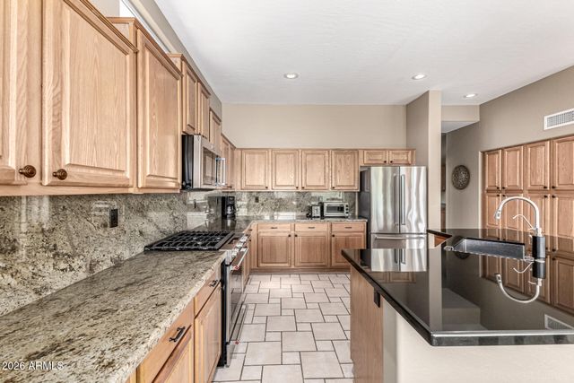 1871 W AZALEA Drive, Chandler, AZ 85248