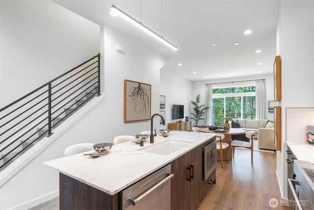 1165 129th Court NE, Bellevue, WA 98005