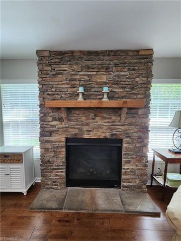 1460 Land Grove Drive, Kernersville, NC 27284