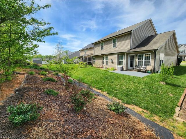 1460 Land Grove Drive, Kernersville, NC 27284