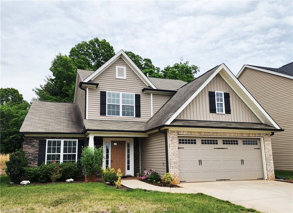 1460 Land Grove Drive, Kernersville, NC 27284
