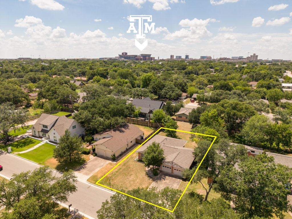 1201 Pershing Drive, College Station, TX 77840 — exterior