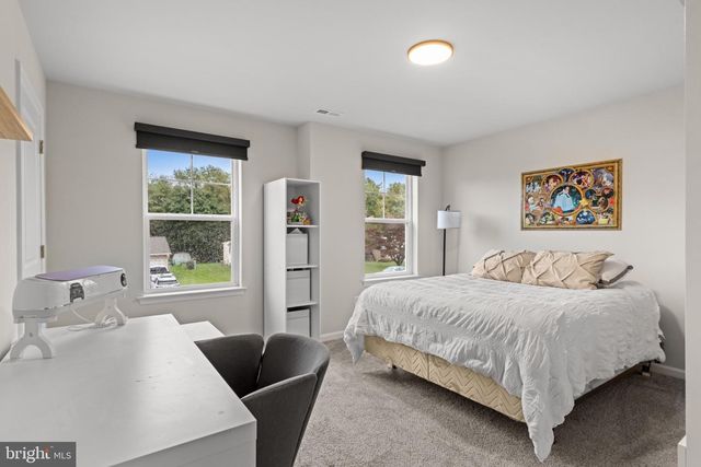 920 CHAPEL DR, Vineland, NJ 08361