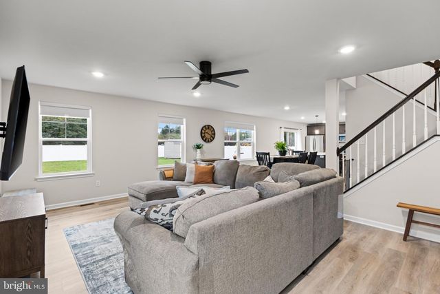 920 CHAPEL DR, Vineland, NJ 08361