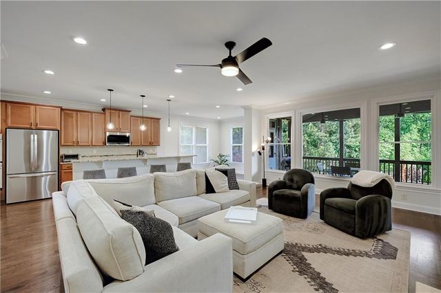 1832 Stone Bridge Way, Marietta, GA 30064