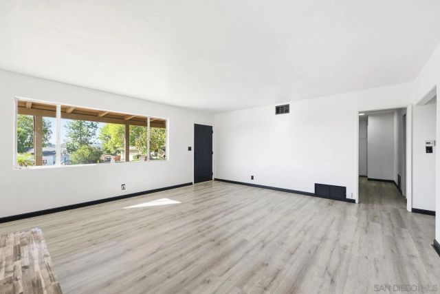 612 Momar Lane, Escondido, CA 92027