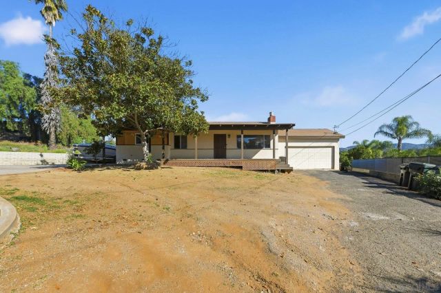 612 Momar Lane, Escondido, CA 92027