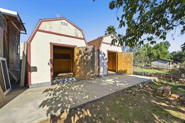 612 Momar Lane, Escondido, CA 92027