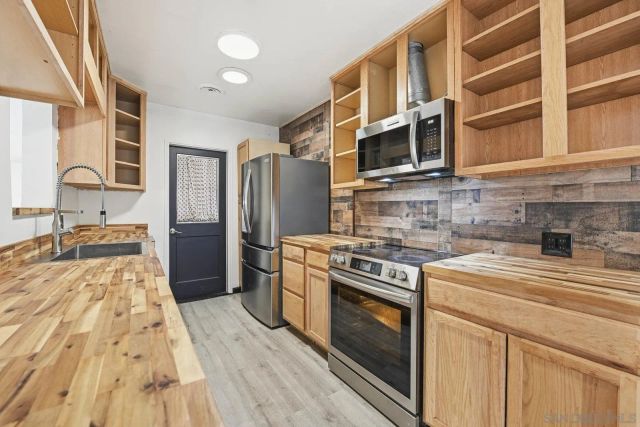 612 Momar Lane, Escondido, CA 92027