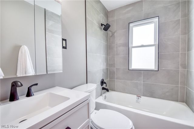30104 Phillips Avenue, Wickliffe, OH 44092