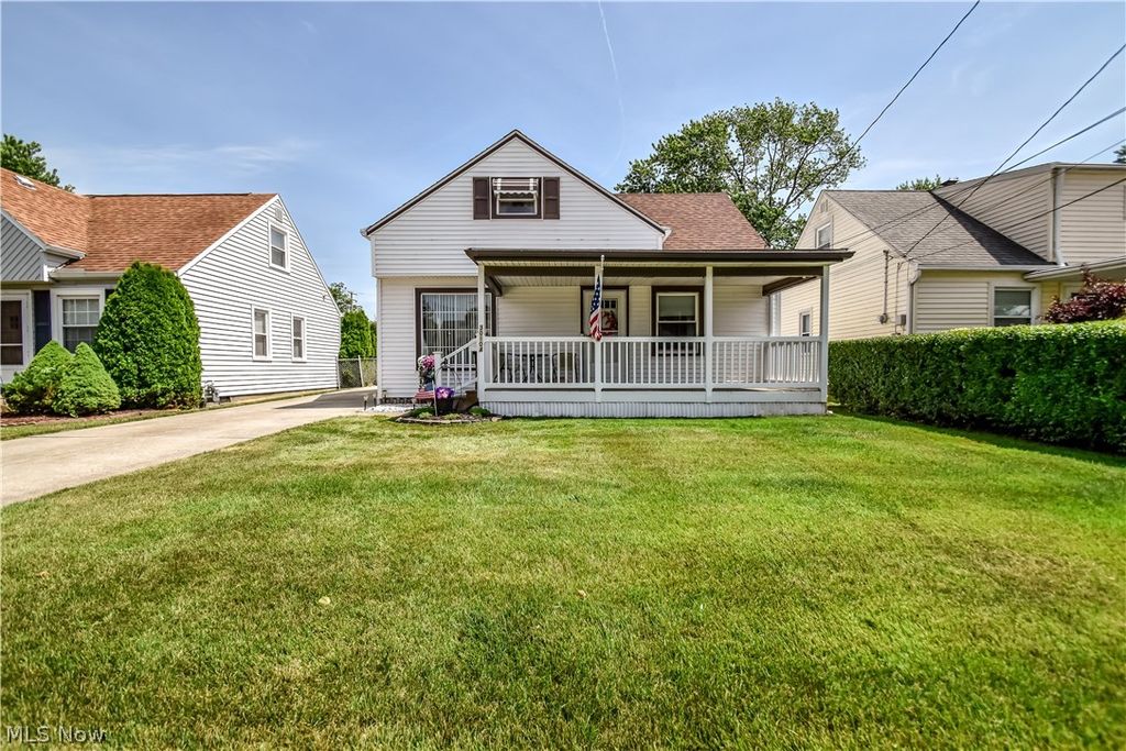 30104 Phillips Avenue, Wickliffe, OH 44092