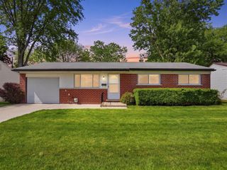 12641 Raleigh Drive, Sterling Heights, MI 48313