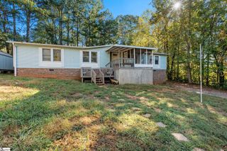 1904 Lake Cunningham Road, Greer, SC 29651