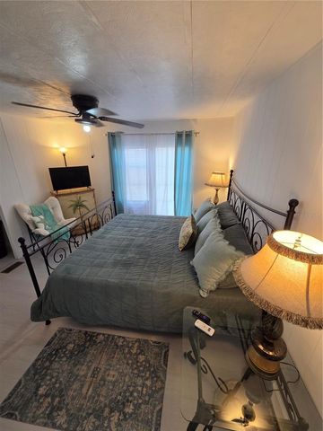 1846 FRUITLAND PARK BOULEVARD, Fruitland Park, FL 34731