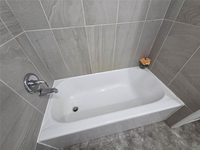 1846 FRUITLAND PARK BOULEVARD, Fruitland Park, FL 34731