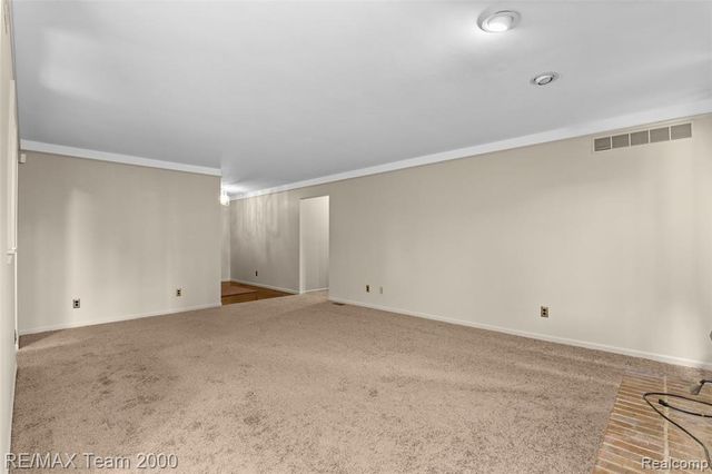25134 Ann Arbor Trail, Dearborn Heights, MI 48127