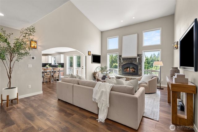 37804 34th Avenue E, Roy, WA 98580