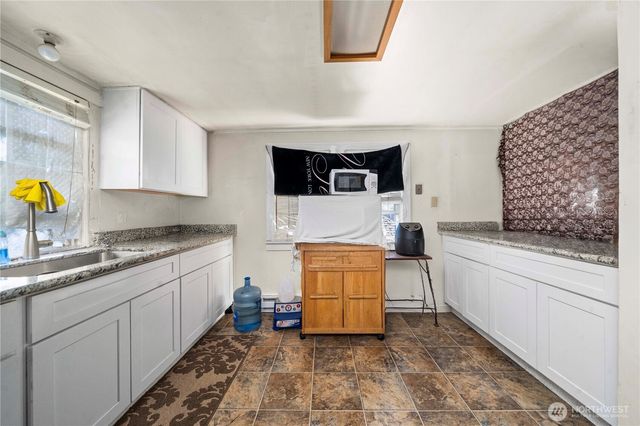 3827 S K Street, Tacoma, WA 98418