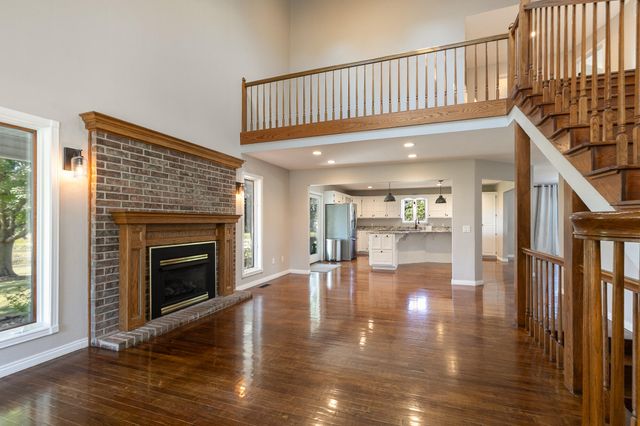 4347 S 90th Road, Bolivar, MO 65613