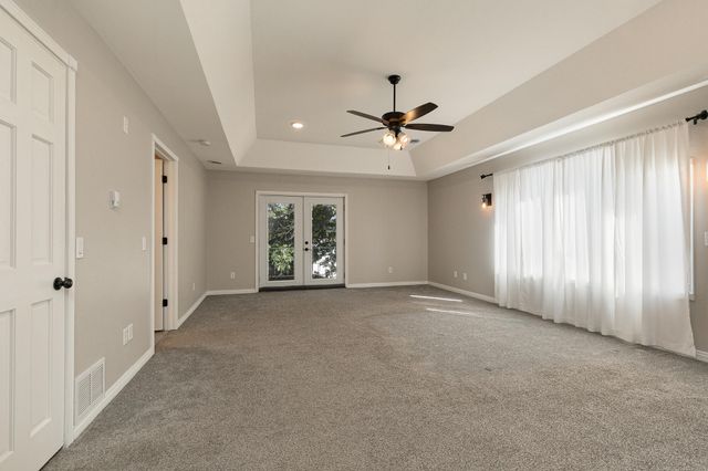 4347 S 90th Road, Bolivar, MO 65613