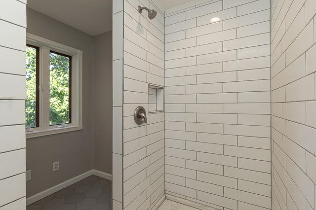 4347 S 90th Road, Bolivar, MO 65613