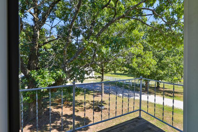 4347 S 90th Road, Bolivar, MO 65613