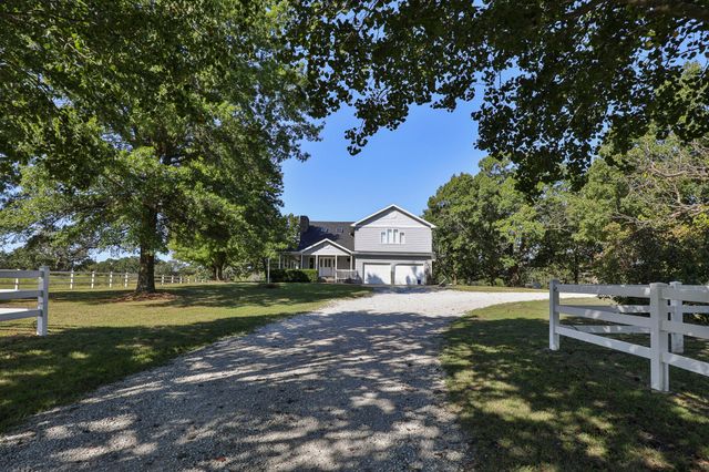 4347 S 90th Road, Bolivar, MO 65613