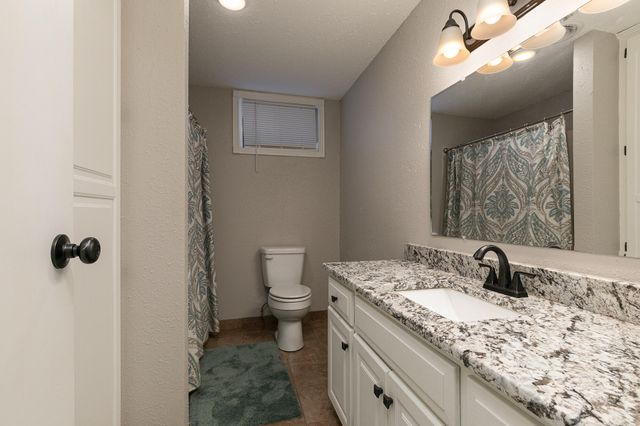 4347 S 90th Road, Bolivar, MO 65613