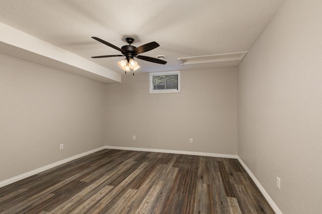 4347 S 90th Road, Bolivar, MO 65613