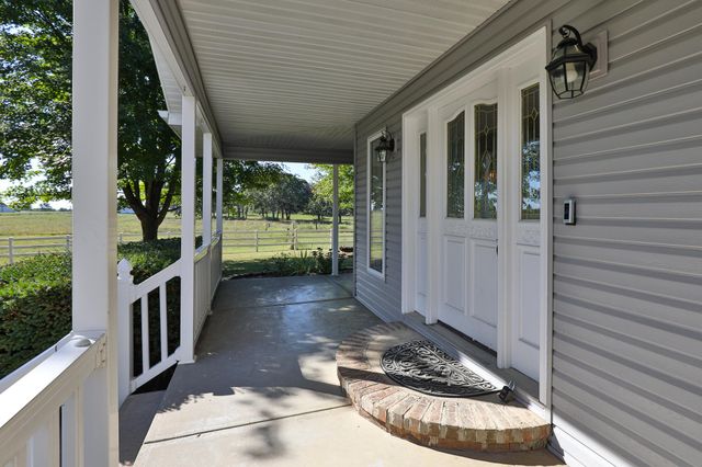 4347 S 90th Road, Bolivar, MO 65613