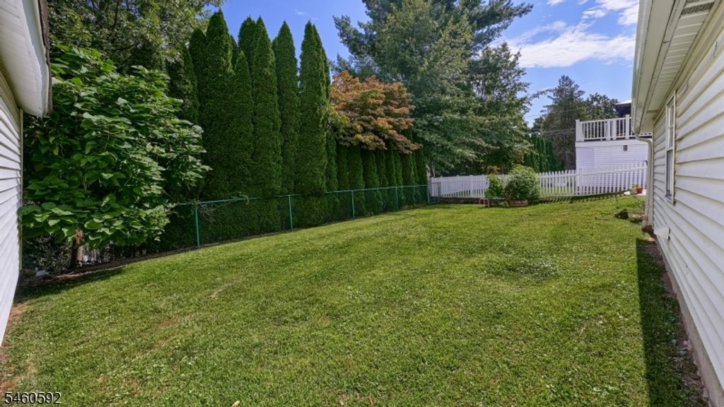 14 Pearl St, Bloomingdale Boro, NJ 07403 — photo 5