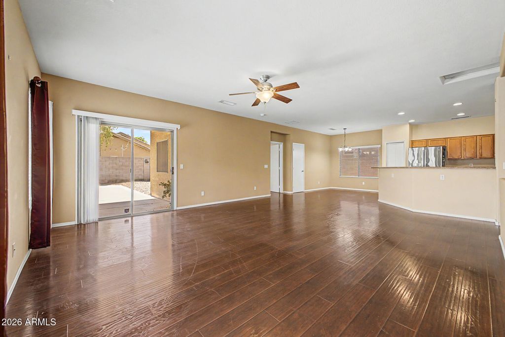 505 W ELM Lane, Avondale, AZ 85323 — photo 2