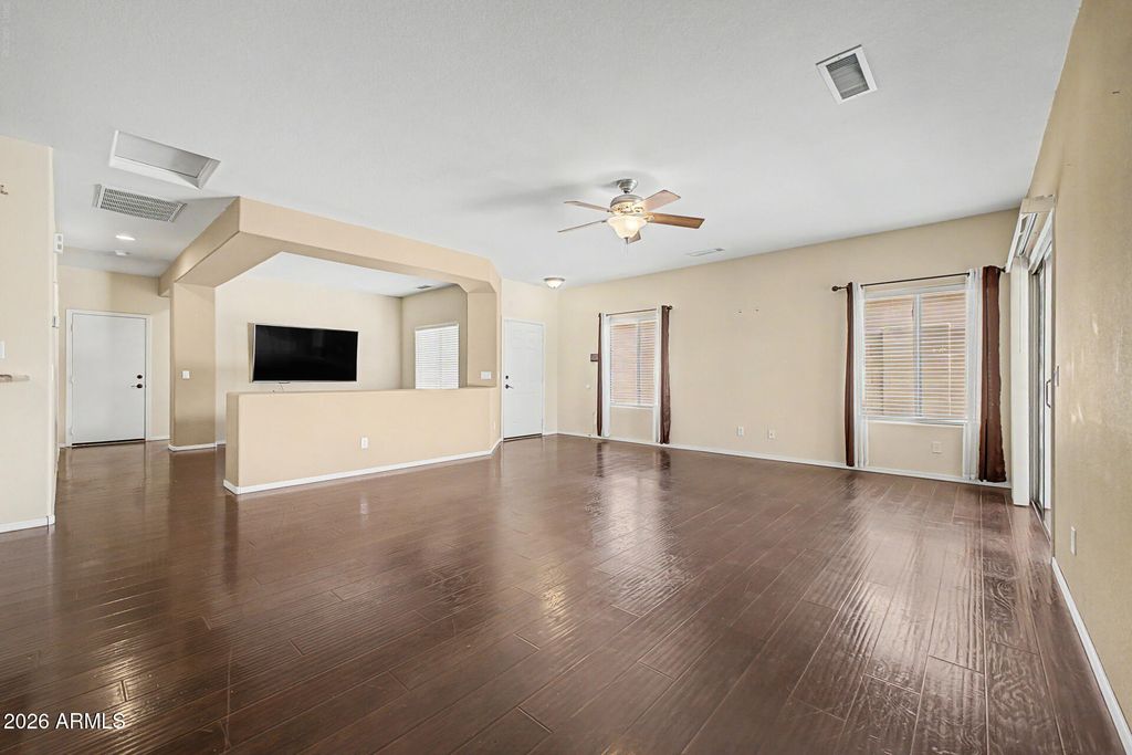 505 W ELM Lane, Avondale, AZ 85323 — photo 3