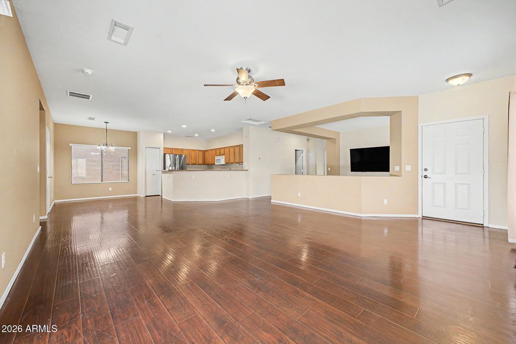 505 W ELM Lane, Avondale, AZ 85323 — photo 4