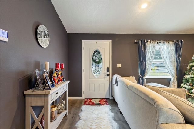 39403 LINCOLN AVENUE, Zephyrhills, FL 33542