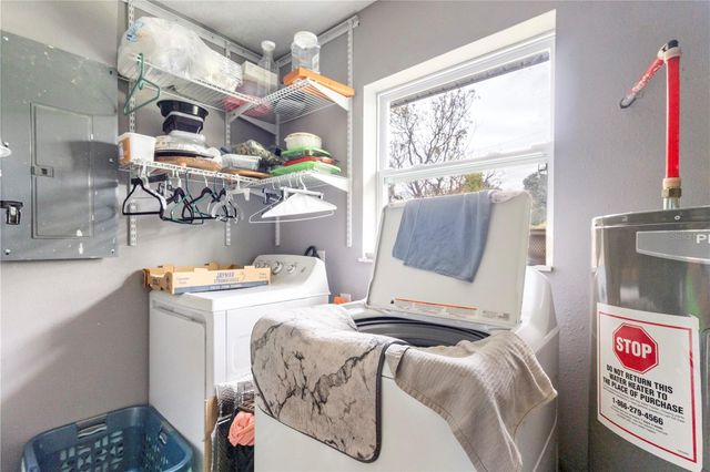 39403 LINCOLN AVENUE, Zephyrhills, FL 33542