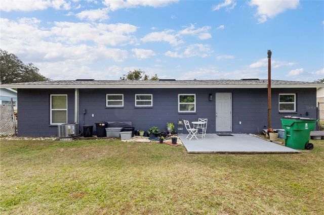 39403 LINCOLN AVENUE, Zephyrhills, FL 33542