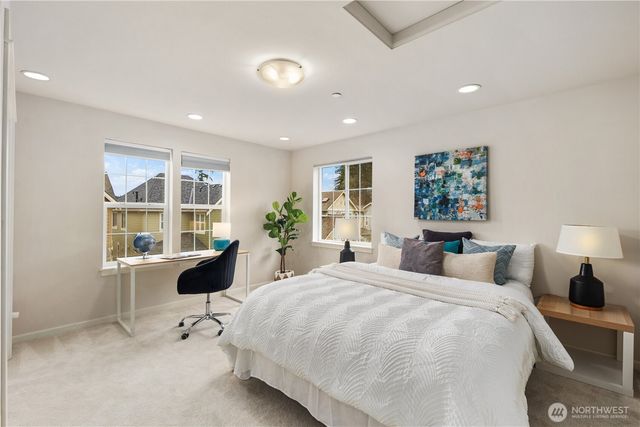 18251 NE 111th st, Redmond, WA 98052