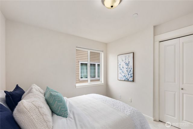 18251 NE 111th st, Redmond, WA 98052