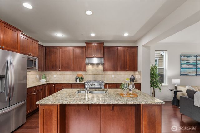 18251 NE 111th st, Redmond, WA 98052