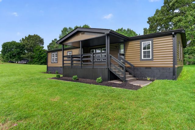 638 Manustown Rd, Woodbury, TN 37190